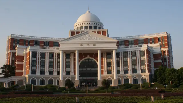 MBBS at Wenzhou Medical University Banner